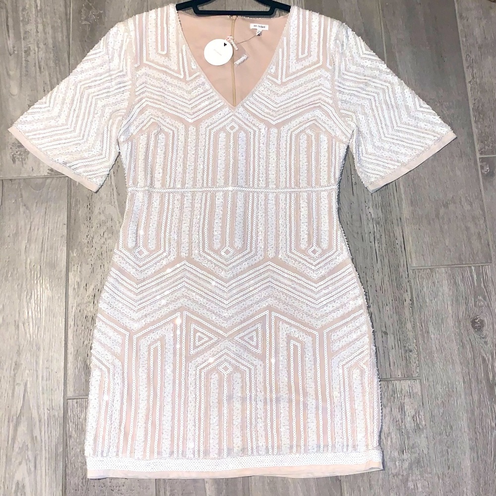 En Creme White Sequin Pattern Mini Dress